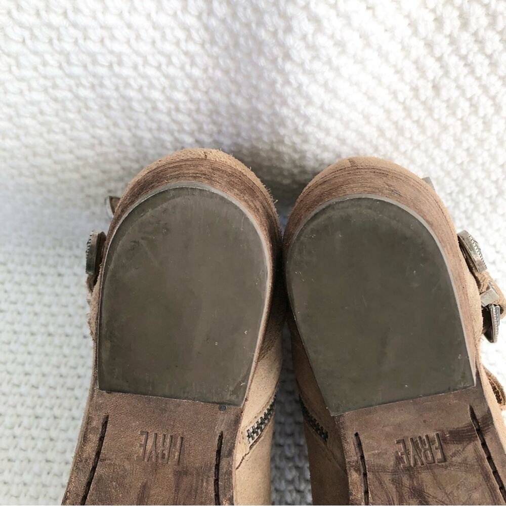 Frye Beige Taupe Suede Ray Western Shootie Ankle Boot Double Silver Buckles 7 - Picture 9 of 11